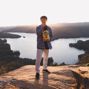 Meet your Posher, Chris